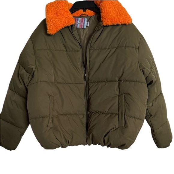 Urban Outfitters Green Puffer Jacket Duckie Faux Shearling Collar Coat NWOT - Picture 6 of 12